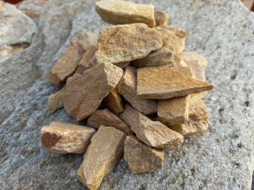 Златолит жёлтый декоративная каменная крошка купить в Павловском Посаде